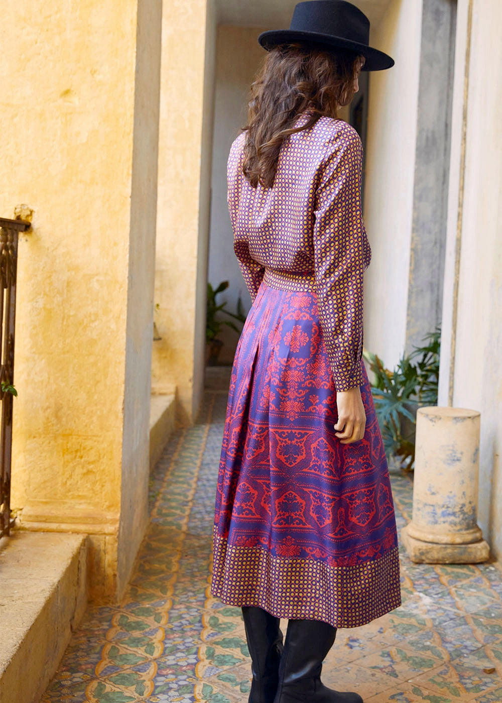 Momoni Celestian Skirt