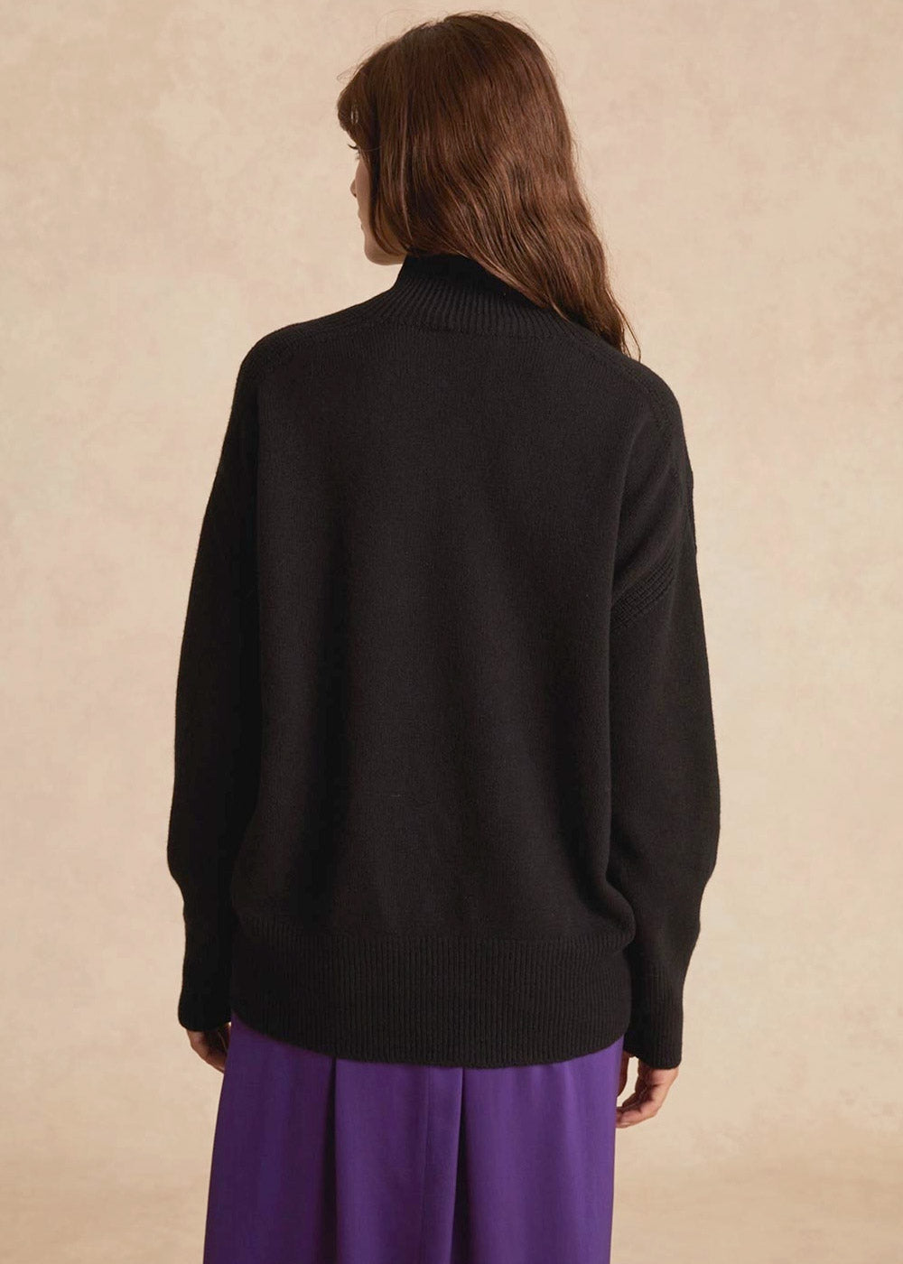 Momoni Cosme Roll Neck Sweater