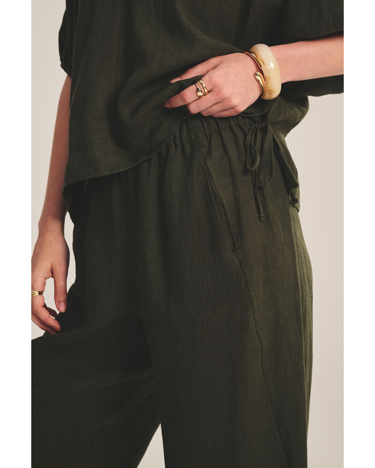 Velvet Lola Woven Linen Pant