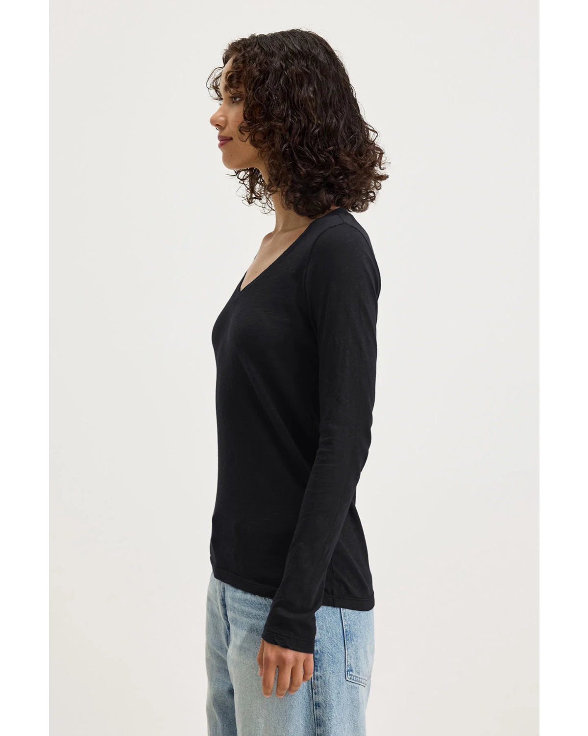 Velvet Blaire Vneck L/S Tee